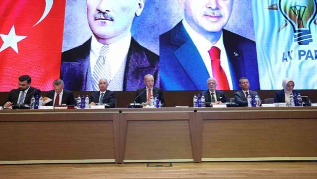 Cumhurbaşkanı Erdoğan imzaladı! AK Parti kongreye gidiyor