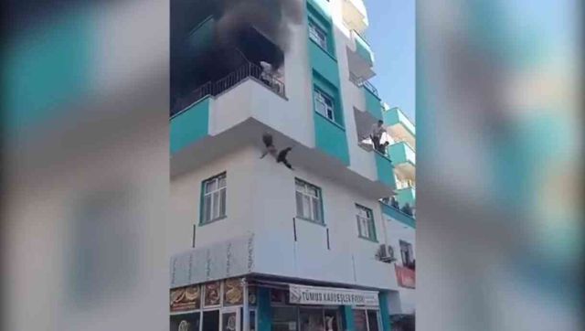 Şanlıurfa'da can pazarı: Binanın 3. katından aşağı atlayarak kurtuldular
