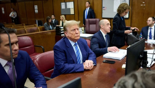 Trump, avukatlarına Adalet Bakanlığında üst düzey görevler vereceğini açıkladı