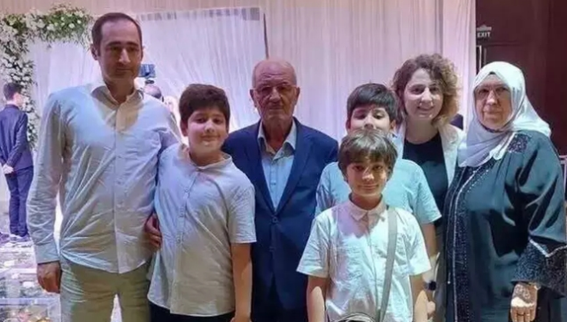 Doktor Ahmet (44), öğretmen eşi Habibe (40), ikiz çocukları Sedat (11) ve Vedat (11) ile küçük çocukları Esat Çetiz (9) hayatını kaybetti.