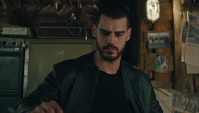 Yalnız Kurt 18. bölüm fragmanı yayınlandı mı? Yalnız Kurt yeni bölüm fragmanı izle! Yalnız Kurt yeni bölüm fragmanı ne zaman çıkacak?