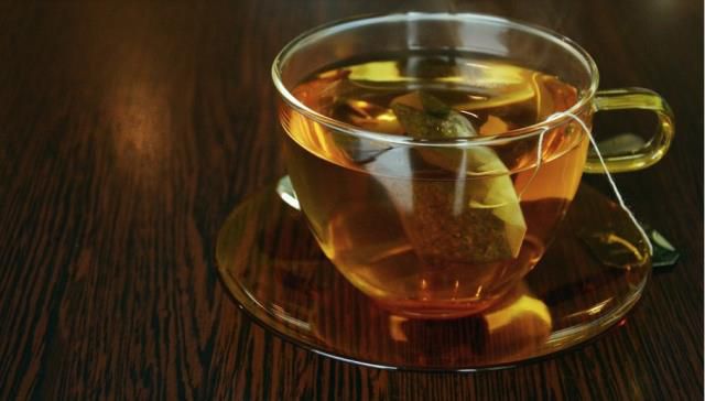 Rüyada bardak kırmak nedir? Rüyada çay bardağı kırmak ne anlama gelir?