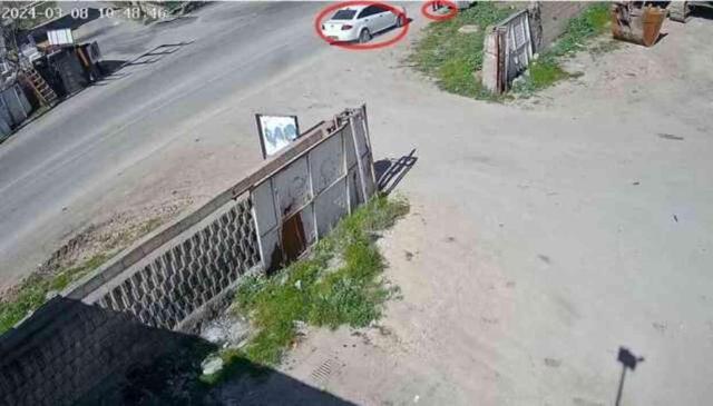 Akraba değil akrep! Önce el bombası attı, sonra plakasını söktüğü araçla ezdi