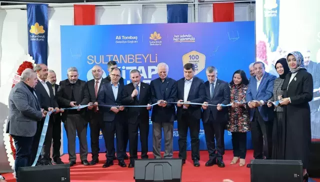9'uncu Sultanbeyli Kitap Fuarı Başladı