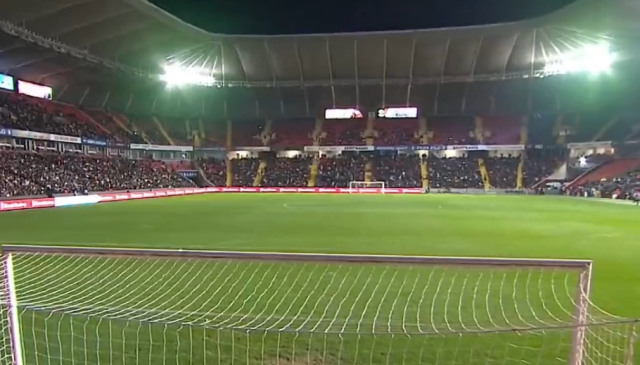 Gaziantep Fenerbahçe maçı oynanmayacak mı, ertelenecek mi, iptal mi olacak, Gaziantep Stadı ışıkları bozuk mu? Fenerbahçe maçı neden başlamadı?
