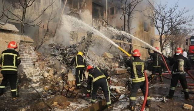 İran'ın Tebriz kentinde askeri eğitim uçağı düştü: 3 kişi hayatını kaybetti