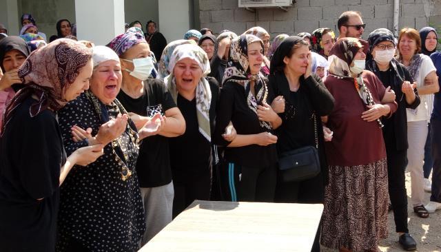 İtalya'daki helikopter kazasında hayatını kaybeden Serhat Kenar'ın cenazesinde gözyaşları sel oldu