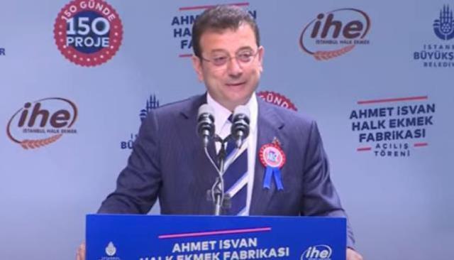 Halk Ekmek açılışında dikkat çeken anlar! İmamoğlu eliyle ekmek bölüp Kılıçdaroğlu'na verdi