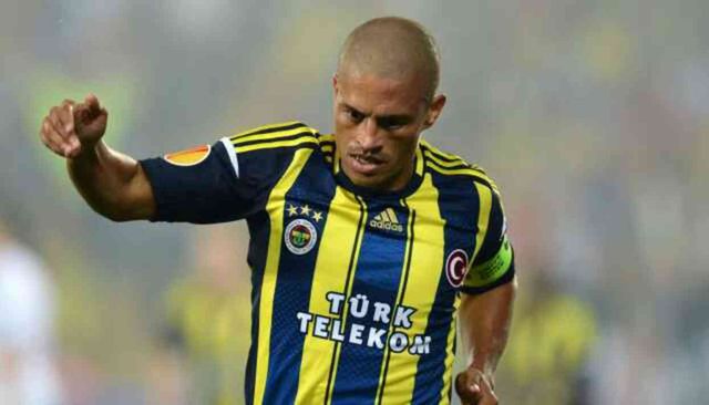 Antalyaspor'un yeni teknik direktörü kim oldu? Alex de Souza ile anlaştılar mı?