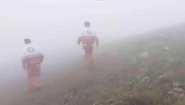 İran Cumhurbaşkanı Reisi'yi taşıyan helikopterin düştüğü bölgeden ilk görüntüler geldi