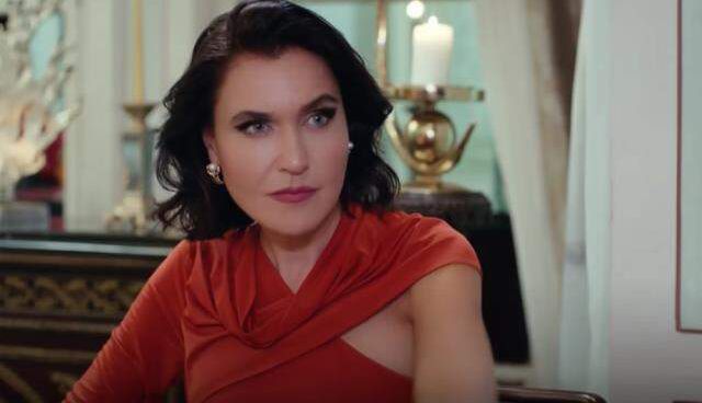 Yasak Elma 114. bölüm fragmanı yayınlandı mı? Yasak Elma 113. bölüm izle! Yasak Elma dizisi oyuncuları kimler? Yasak Elma konusu ne?