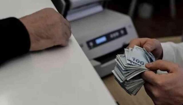 EMEKLİ BAYRAM İKRAMİYESİ ÖDEME GÜNLERİ! Emekli bayram ikramiyeleri ne zaman yatacak? İşte o tarihler!