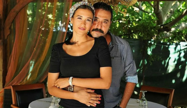 Mustafa Üstündağ Kimdir? Hayatı, Kariyeri ve Güncel Gelişmeler