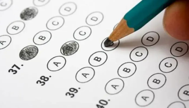 BURSLULUK SINAVI GİRİŞ BELGESİ SORGULAMA EKRANI: İOKBS bursluluk sınavı ne zaman, sınava giriş belgeleri yayınlandı mı?