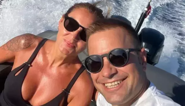 پینار آلتوق عکس دوران ۱۹ سالگی‌اش را با دنبال‌کنندگانش به اشتراک گذاشت! بینندگان مجذوب شدند