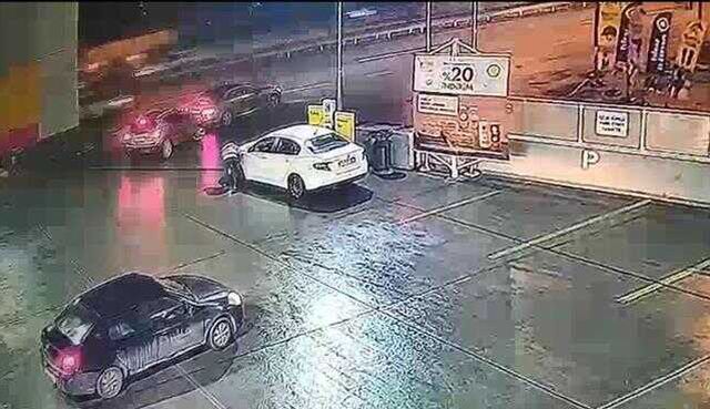 Deneyimli dedektifleri bile şaşkın! 93 suç kaydı, 34 aranması bulunan hırsız son girişiminde yakayı ele verdi