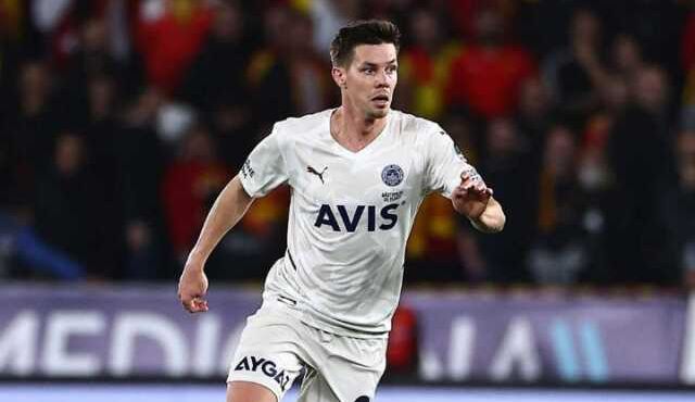 Fenerbahçe taraftarı tedirgin! Miha Zacj, sürpriz talibiyle ilk görüşmeyi gerçekleştirdi