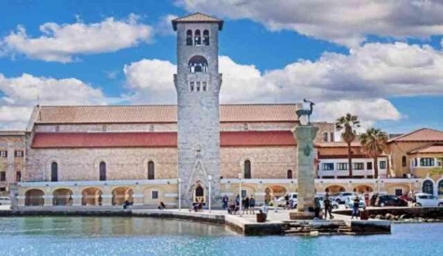 Rodos Adası'na kapıda vize var mı, ücreti ne kadar? Rodos Adasına kapıda vize nasıl alınır, başvurusu nasıl yapılır?