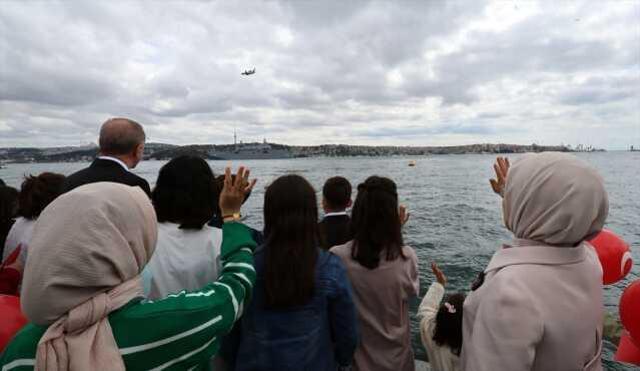 Cumhurbaşkanı Erdoğan: TCG Anadolu gemimizi İzmir'e uğurlayacağız, oradan gereken yerlere farklı mesajlar vereceğiz