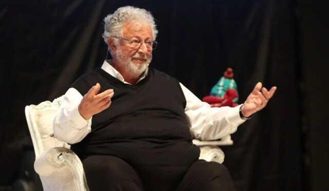 Metin Akpınar'ın kızı canlı yayında gözyaşları içinde annesine seslendi: Korkma, çık ve gerçekleri anlat