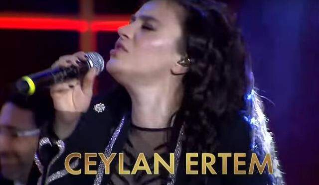 Kanal D Şarkılar Bizi Söyler canlı izle! Şarkılar Bizi Söyler ne zaman, saat kaçta?