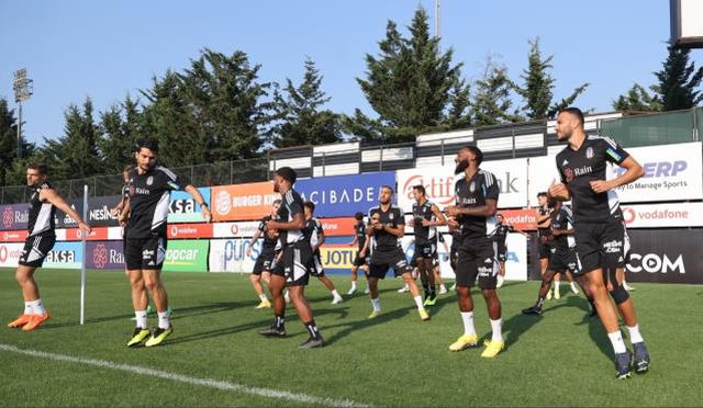 Beşiktaş - Başakşehir maçı canlı izle! Beşiktaş - Başakşehir maçı şifresiz HD canlı izle! Beşiktaş - Başakşehir maçı donmadan izle!