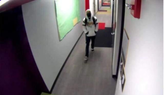 Bir dönemin parlayan yıldızıydı! Oyuncu Matthew Mindler parkta ölü halde bulundu