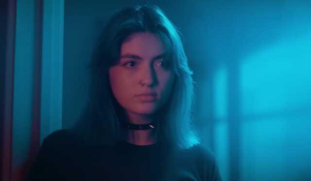 Aleyna Tilki'nin kız kardeşi de şarkıcı oldu! Klibine gelen tepkileri görünce sinirden deliye döndü