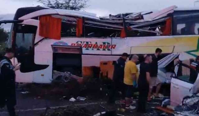 Mersin'de katliam gibi trafik kazası: 10 kişi öldü, 30 kişi yaralandı
