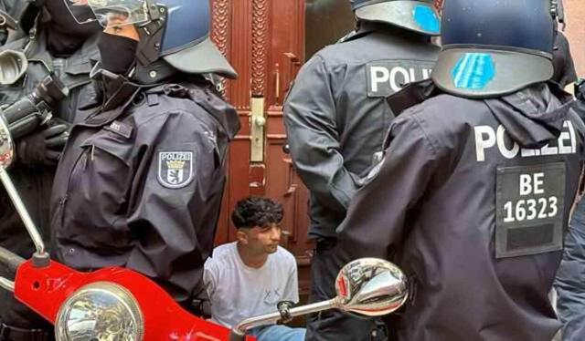 Almanya'da sokaklar alev alev! Göstericilerle polis çatıştı: Çok sayıda gözaltı var