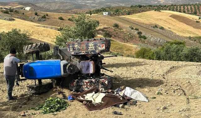 Gaziantep'te traktör şarampole devrildi: 3 ölü, 1 yaralı