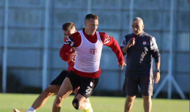 Sivasspor - Slavia Prag maçı ne zaman, hangi kanalda? Sivasspor - Slavia Prag maçı saat kaçta? Sivasspor - Slavia Prag maçı şifresiz mi, HD canlı izle