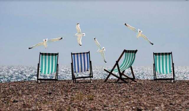 Rüyada sandalye görmek ne demek? Rüyada sandalyede oturmak, sandalyeden düşmek ne demek?