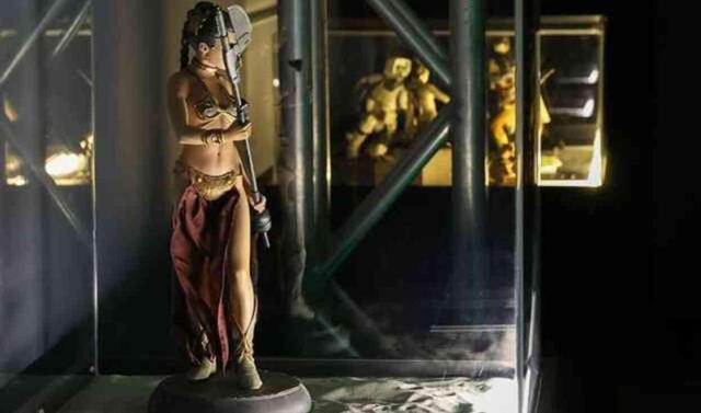 Star Wars filmindeki altın bikini 5 milyon TL'ye satıldı