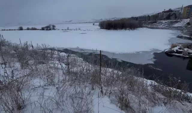 Doğu buz kesti; 2 ilçe eksi 25 dereceyi gördü