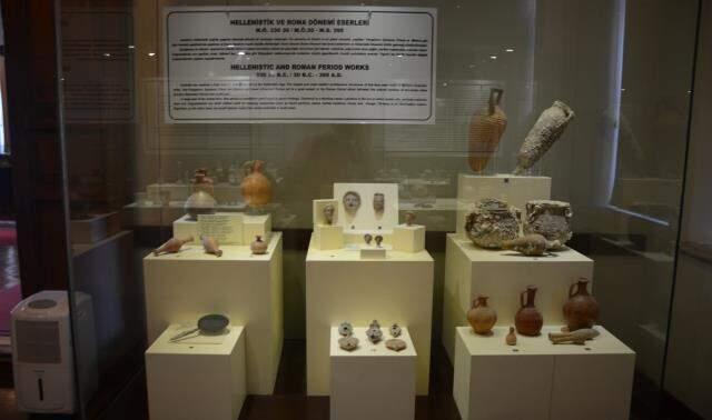 3 bin yıllık kafatasında bulunan ameliyat izi, görenlerin ilgisini çekiyor