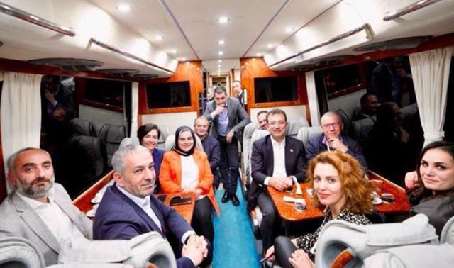 Ekrem İmamoğlu tepki çeken 'Vız gelir tırıs gider' sözleri nedeniyle özür diledi