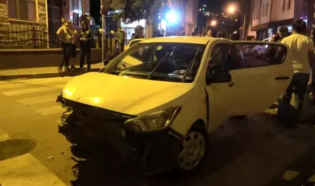 Çocuğunun yanında alkollü araç kullanan kadın sürücü, ortalığı birbirine kattı