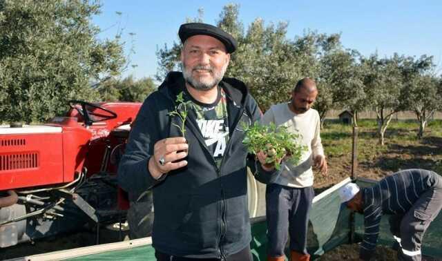 Sanatçı Hüsnü Şenlendirici, bağırsak kanserine yakalandı