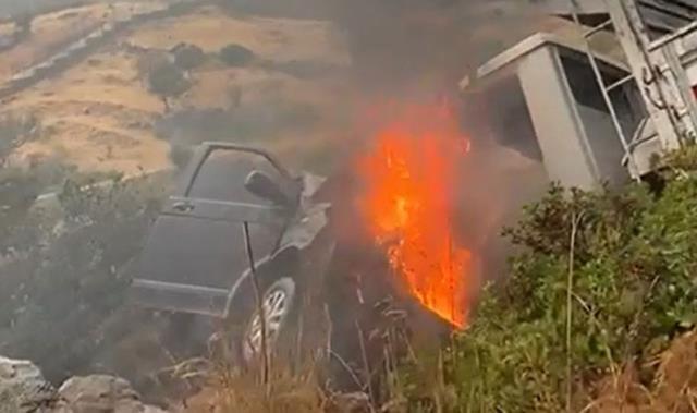 Kaza geçiren İbrahim Tatlıses'i yanmaktan vatandaşlar kurtardı