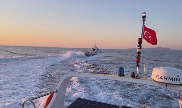 YUNAN UNSURLARI TARAFINDAN İKİNCİ KEZ TACİZE UĞRAYAN BALIKÇI O ANLARI GÖRÜNTÜLEDİ