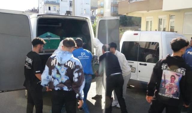 Camdan içeri bakında gördüler! 3 gündür aranan kadının cansız bedeni erkek arkadaşının evinde bulundu