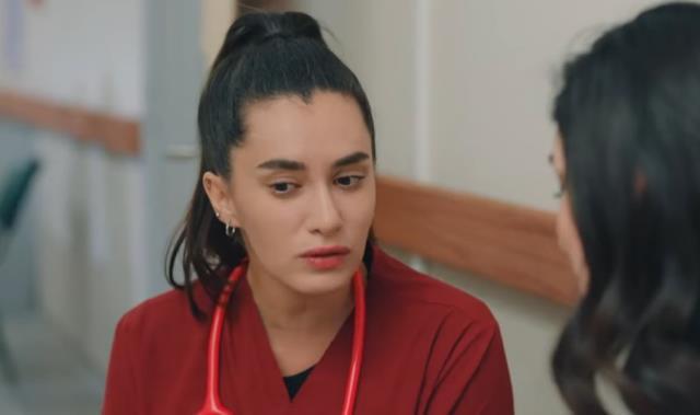 Hayat Bugün Derin kimdir, kim canlandırıyor? Doç. Dr. Derin Nalbantoğlu kimdir? Hayat Bugün doktor Derin'in gerçek ismi ne?