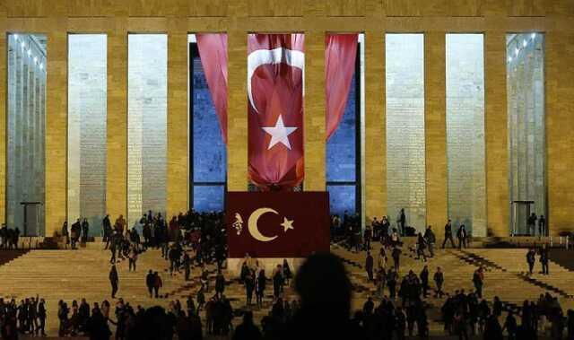 10 Kasım okullar yarım gün mü? 10 Kasım Cuma günü okul var mı, yok mu?