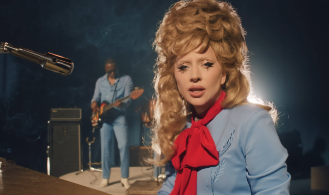 Die With A Smile şarkı sözleri | Die with a smile şarkı sözleri nedir?