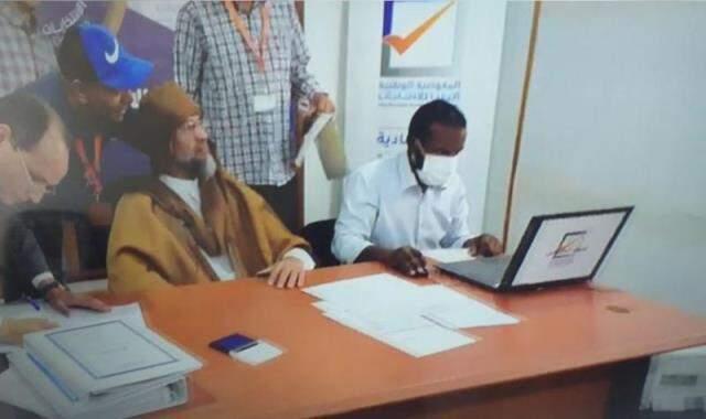 Kaddafi'nin oğlu Seyfülislam, Libya'daki 24 Aralık başkanlık seçimleri için adaylık başvurusu yaptı