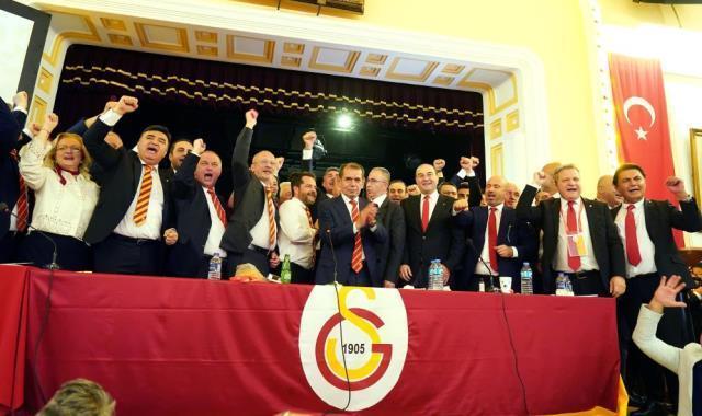 Galatasaray'ın yeni başkanı Dursun Özbek, seçim zaferi sonrası kürsüden seslendi: Size bir vaadim var
