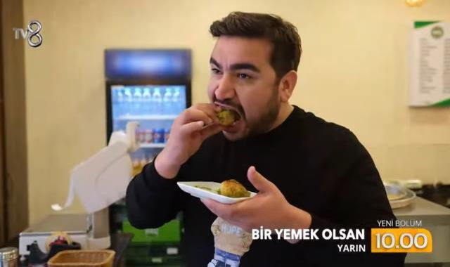 Bir Yemek Olsan sunucusu kimdir, kaç yaşında, nereli? TV8 Bir Yemek Olsan sunucusu Türev Uludağ kimdir, kaç yaşında, mesleği ne, nereli, evli mi?