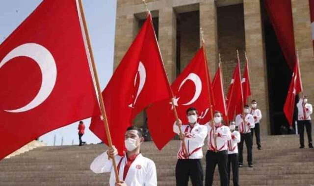 19 Mayıs Mesajları ve Sözleri! İşte En Güzel 19 Mayıs Şiirleri