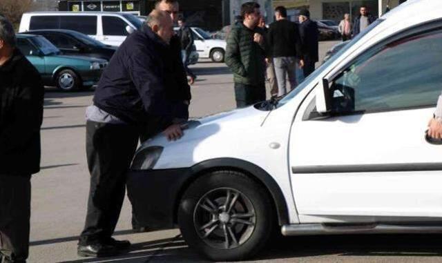 2. el oto piyasasında kısır döngü! Aracı olan satmak istemiyor, alacaklar da fiyat nedeniyle vazgeçiyor